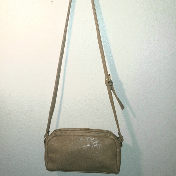 Tutilo Tan Leather Crossbody Shoulderbag - Picture 2 of 7